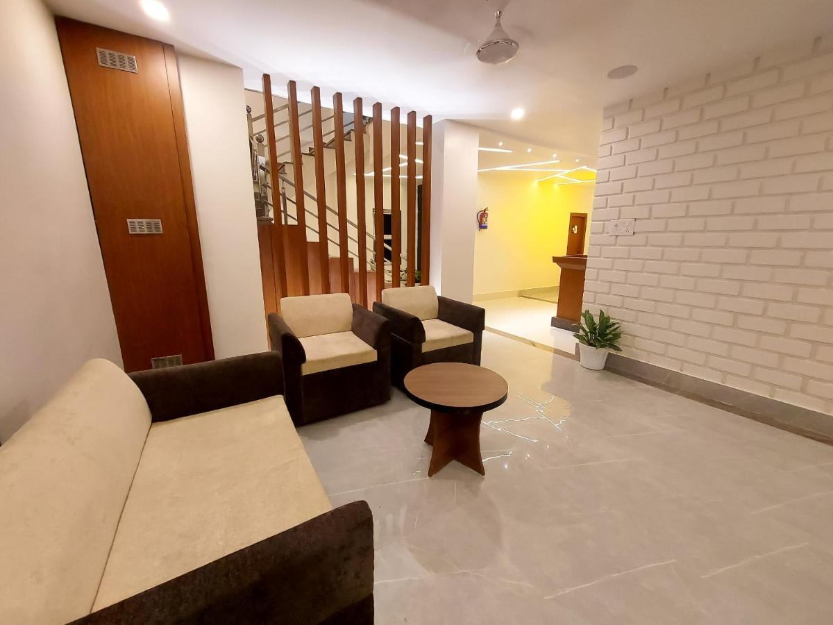 Hotel Bliss Jorhāt المظهر الخارجي الصورة