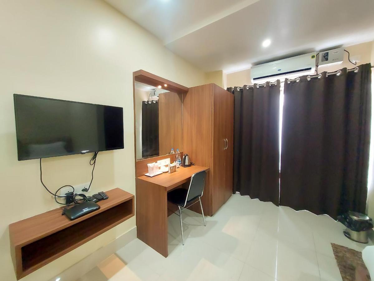 Hotel Bliss Jorhāt المظهر الخارجي الصورة