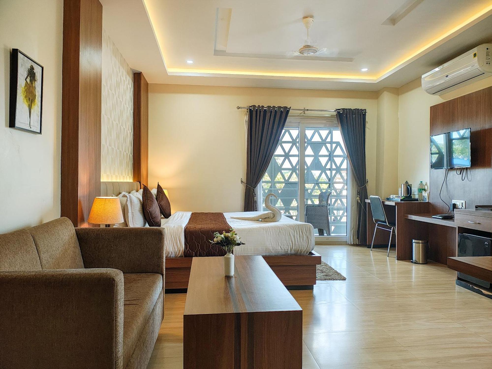 Hotel Bliss Jorhāt المظهر الخارجي الصورة