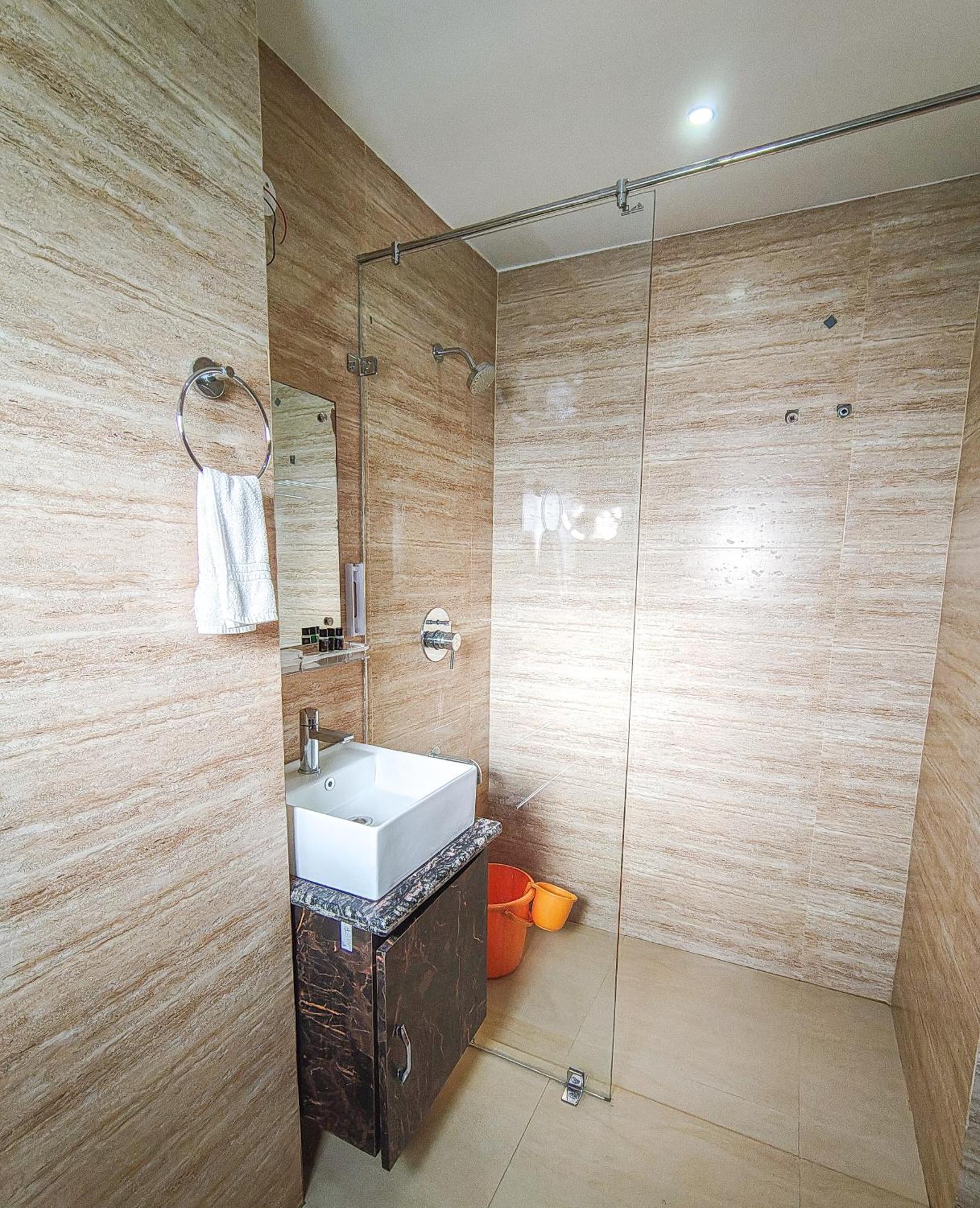 Hotel Bliss Jorhāt المظهر الخارجي الصورة